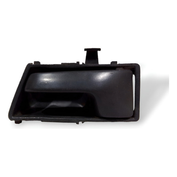 Maçaneta Traseira Esquerda Quantum Santana 1996 A 2000 Traseira