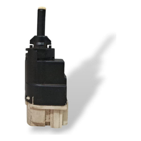 Interruptor Do Pedal De Freio Renault Sandero 2015 A 2019