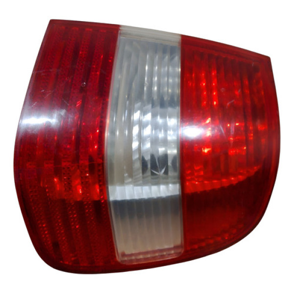 Lanterna Direita Vw Polo Sedan 1.6 2004